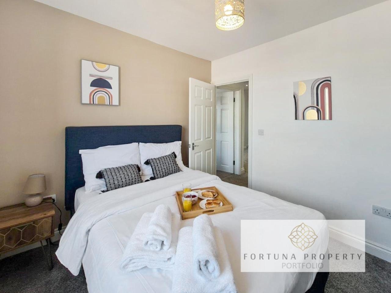 Margaret'S Loft By Fortuna Property Cheltenham Exterior foto
