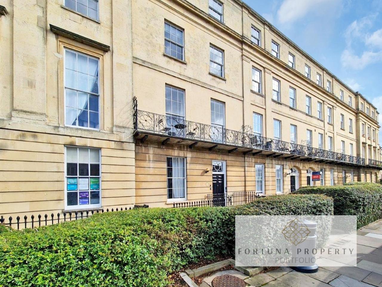 Margaret'S Loft By Fortuna Property Cheltenham Exterior foto